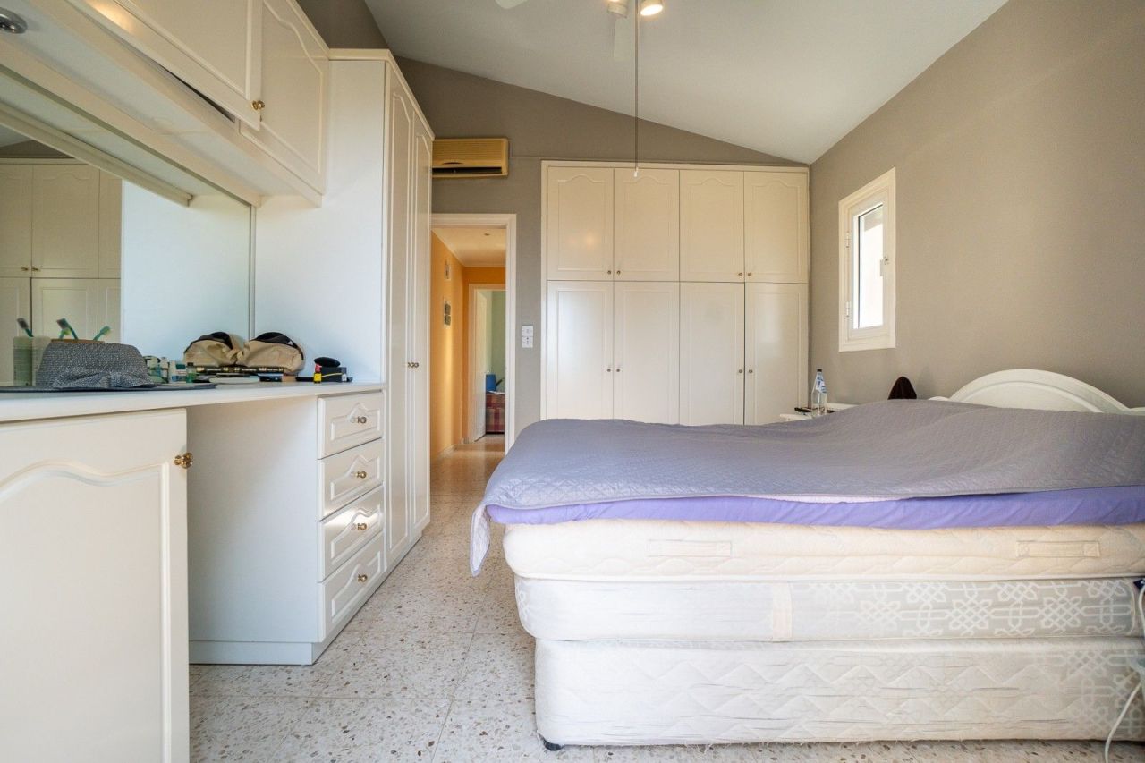 Бунгало в Пафосе, Кипр, 134 м² - фото 19