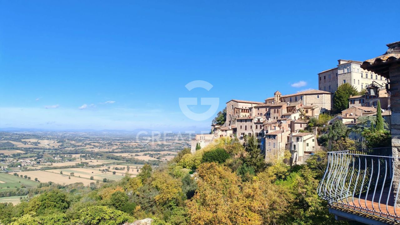 Апартаменты в Тоди, Италия, 260 м² - фото 1