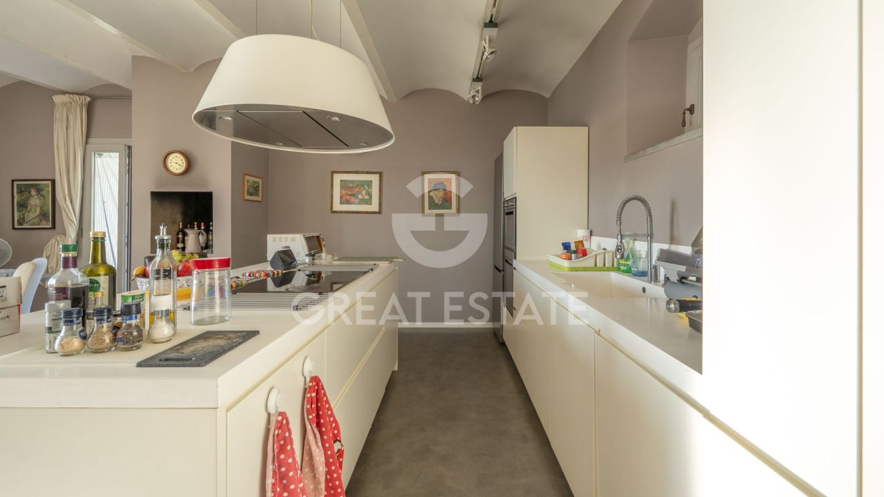 Дом Castelfranco Piandiscò, Италия, 346 м² - фото 13