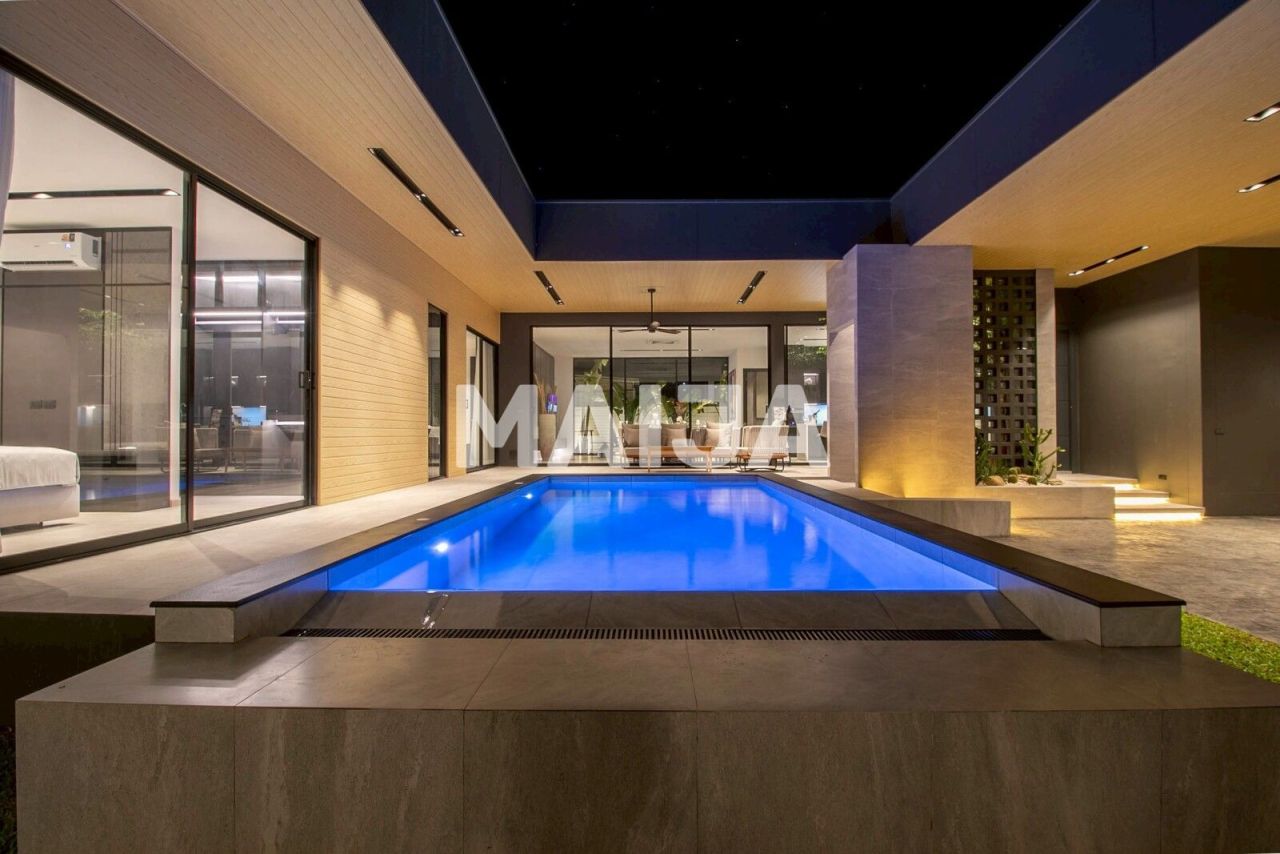 Вилла в Районге, Таиланд, 263 м² - фото 1