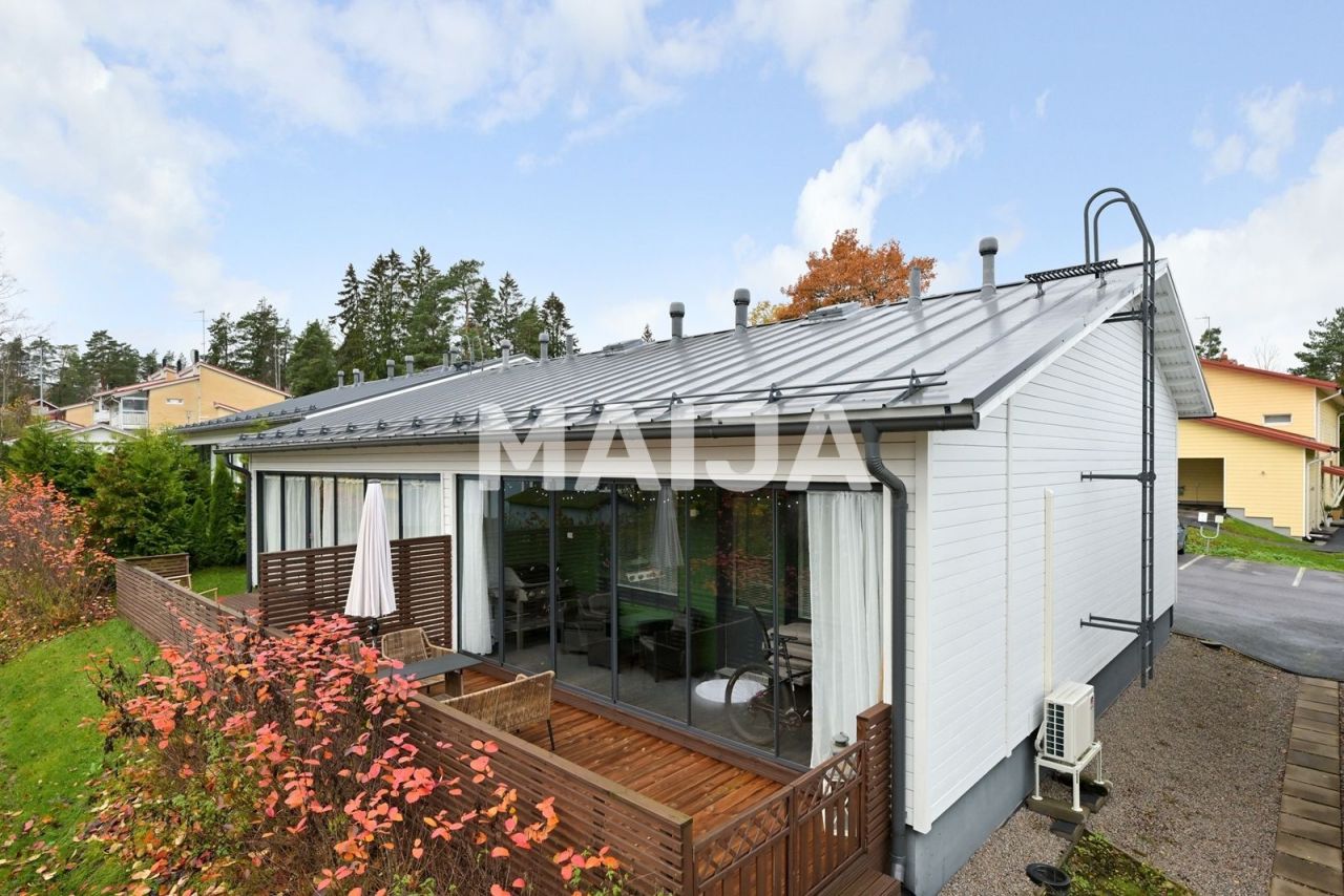 Дом в Вантаа, Финляндия, 55 м² - фото 1