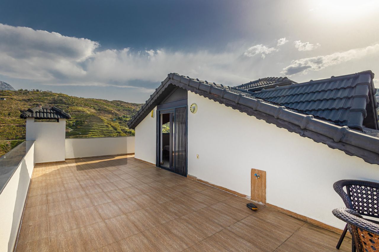 Вилла в Алании, Турция, 400 м² - фото 14