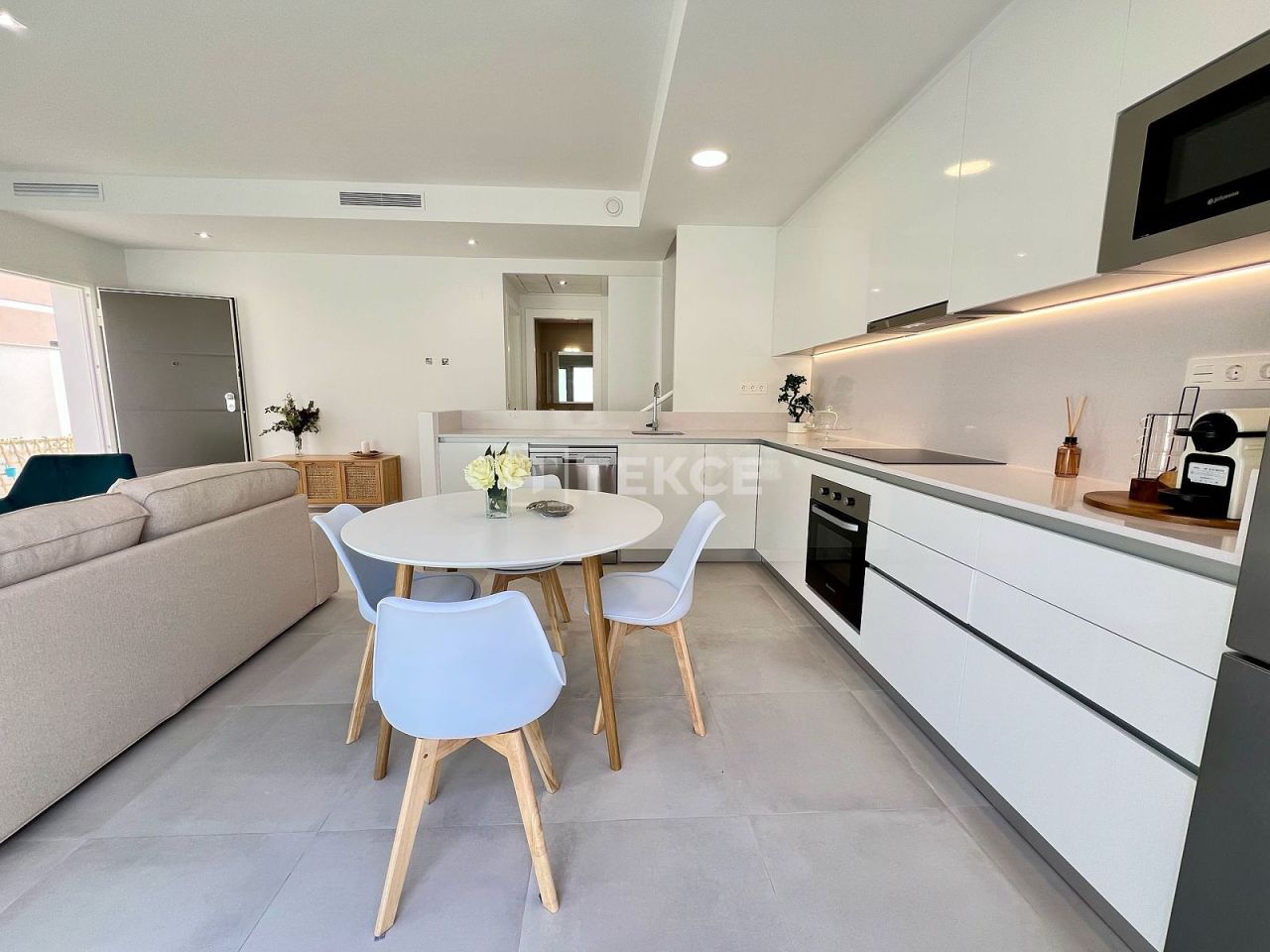 Вилла в Ориуэле, Испания, 97 м² - фото 6