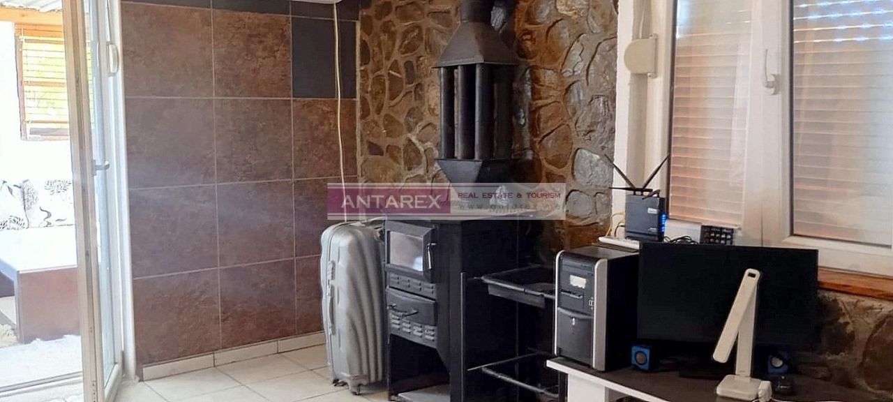 Вилла в Сутоморе, Черногория, 100 м² - фото 3