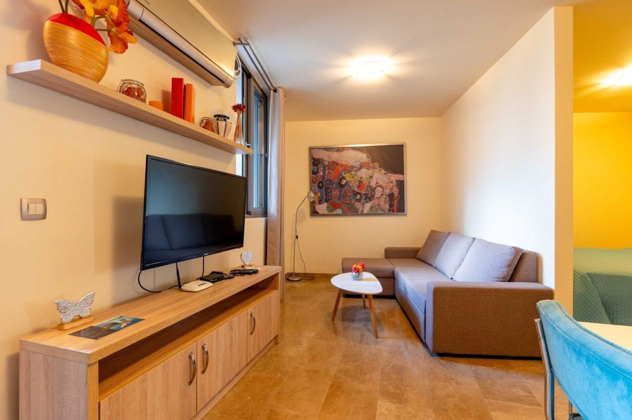 Апартаменты в Доброте, Черногория, 87 м² - фото 7