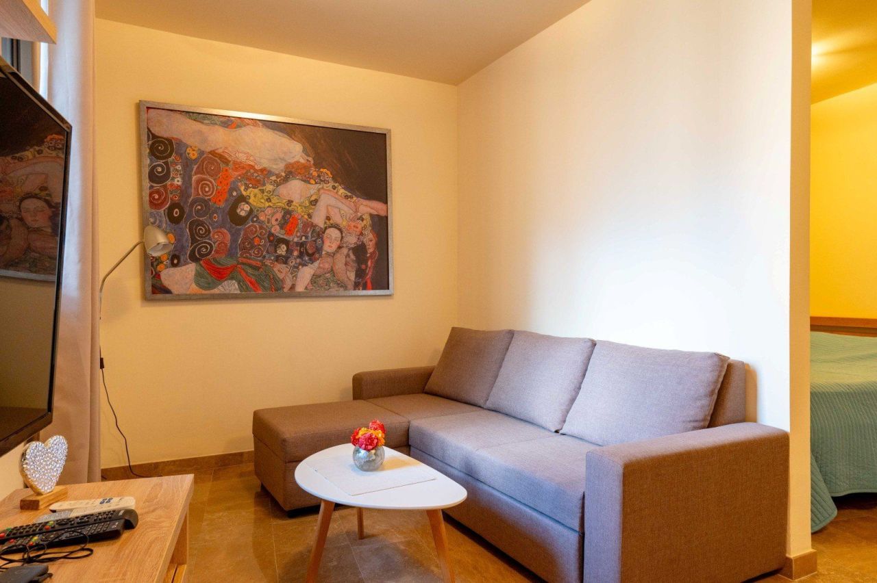 Апартаменты в Доброте, Черногория, 87 м² - фото 8