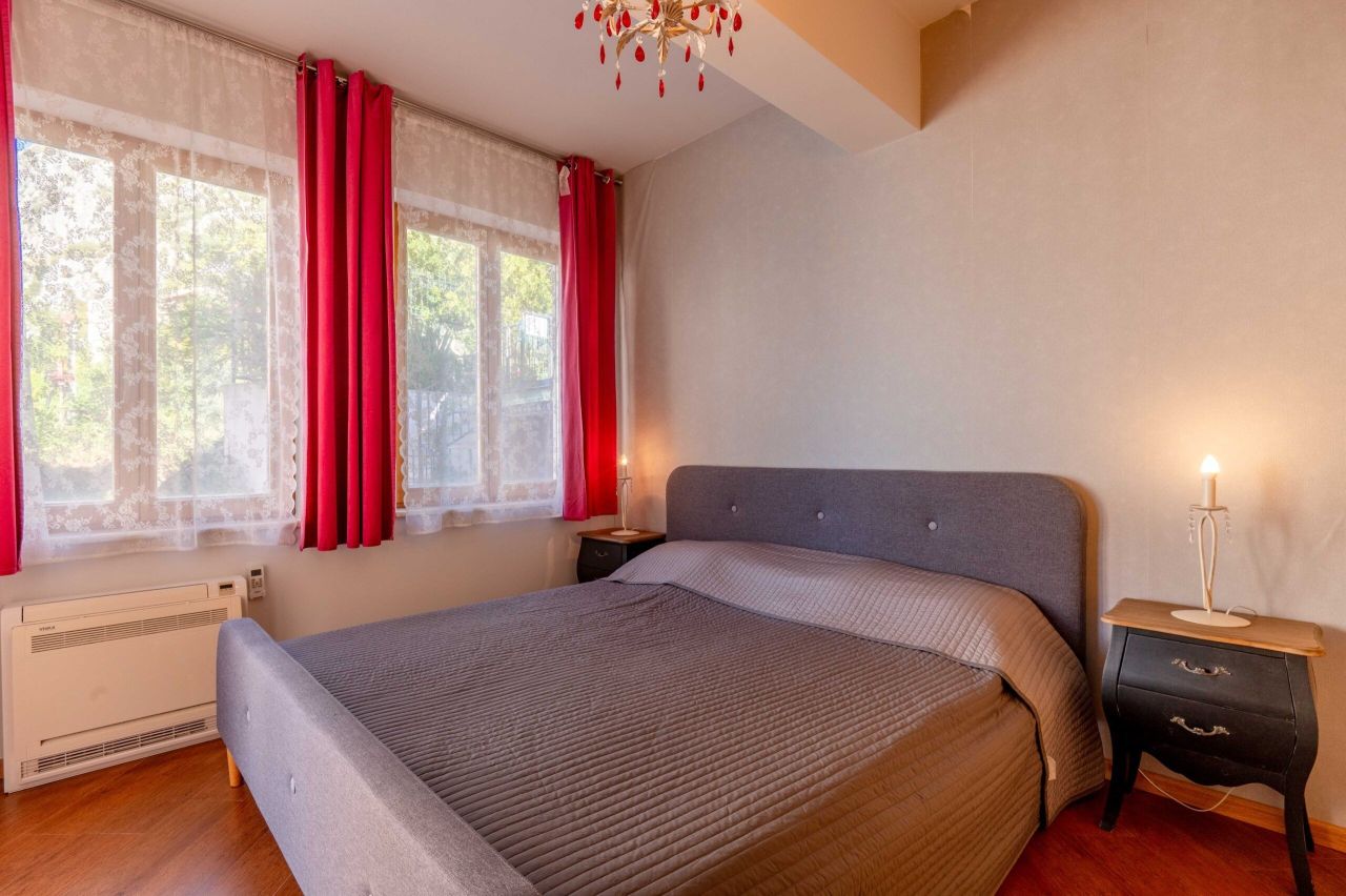 Апартаменты в Доброте, Черногория, 106 м² - фото 11