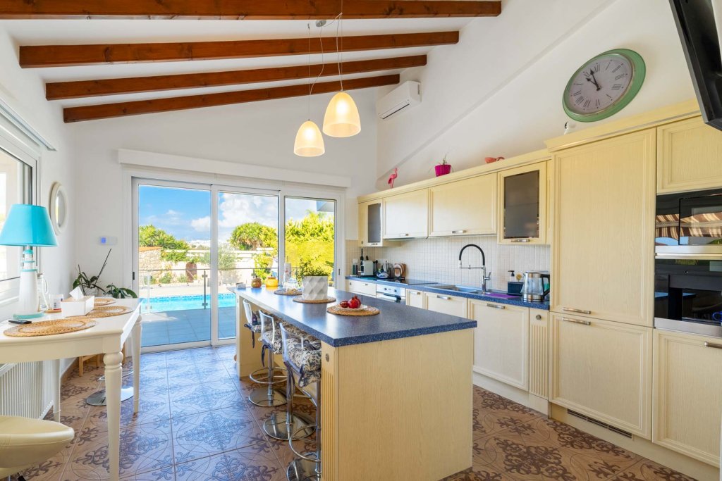 Квартира в Пафосе, Кипр, 323.2 м² - фото 7