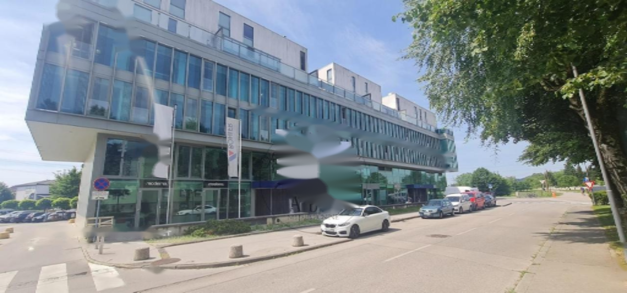 Офис в Любляне, Словения, 367 м² - фото 2