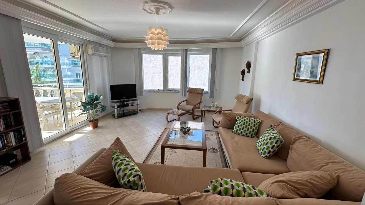 Апартаменты в Алании, Турция, 160 м² - фото 2