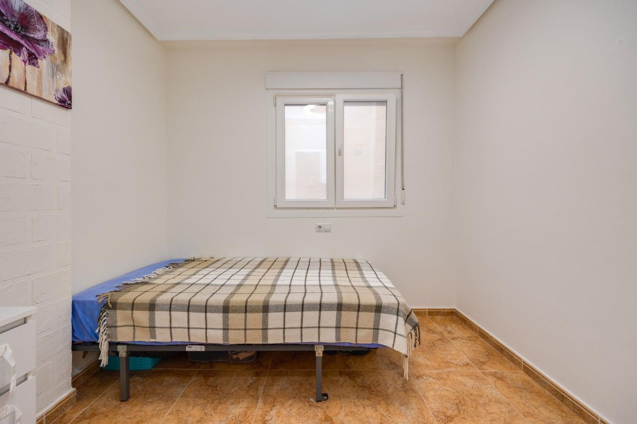 Квартира в Торревьехе, Испания, 60 м² - фото 13