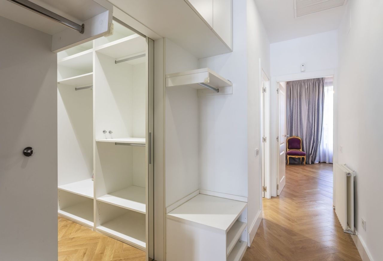 Квартира в Барселоне, Испания, 94 м² - фото 10