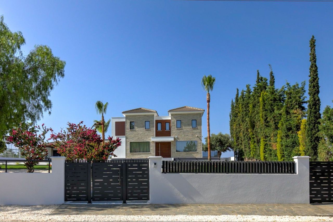 Вилла в Пафосе, Кипр, 356 м² - фото 2