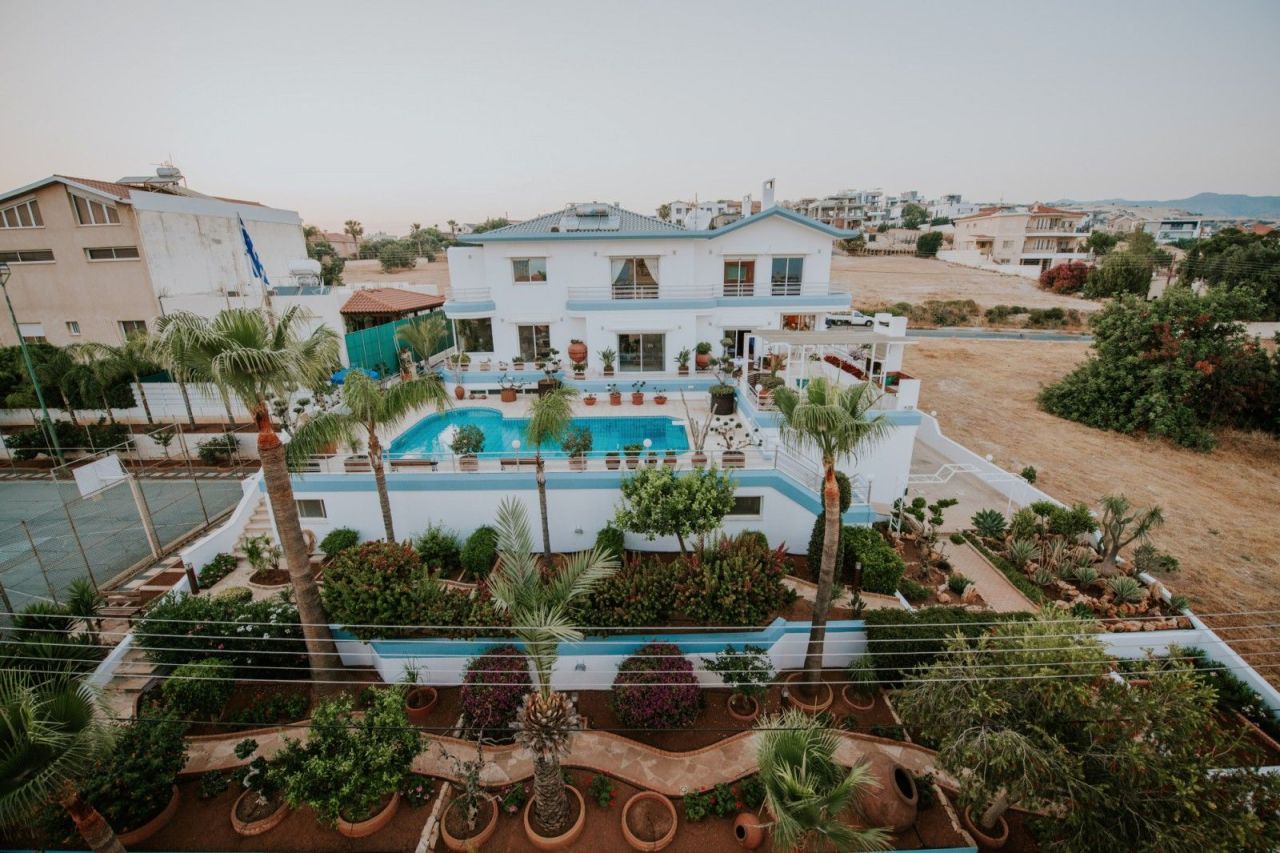 Вилла в Лимасоле, Кипр, 739 м² - фото 3