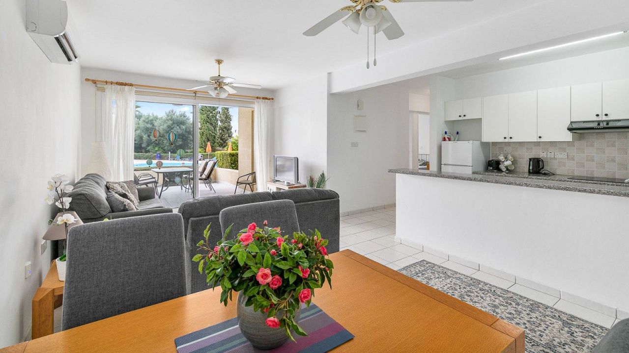 Апартаменты в Пафосе, Кипр, 88 м² - фото 4