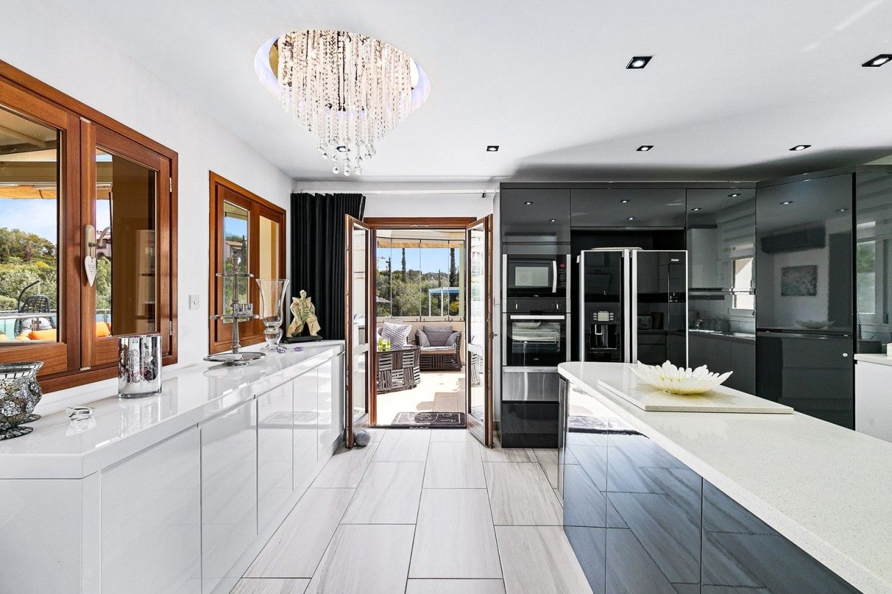 Вилла в Пафосе, Кипр, 165 м² - фото 8