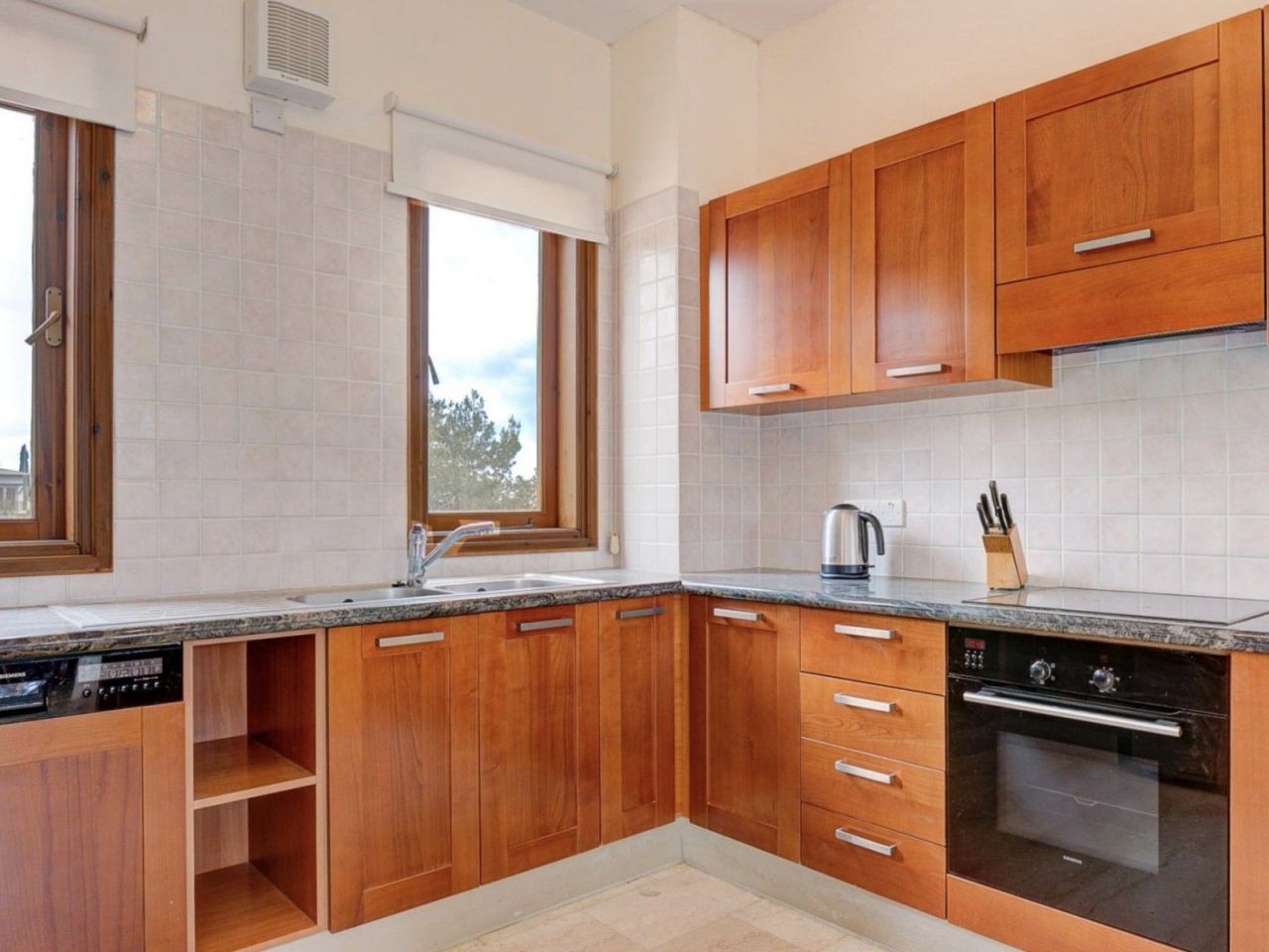 Вилла в Пафосе, Кипр, 151 м² - фото 11