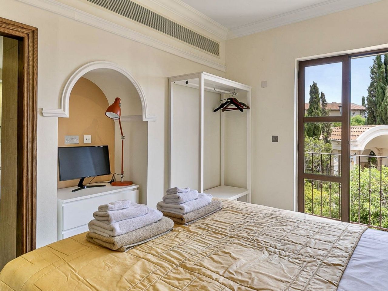 Апартаменты в Пафосе, Кипр, 69 м² - фото 12