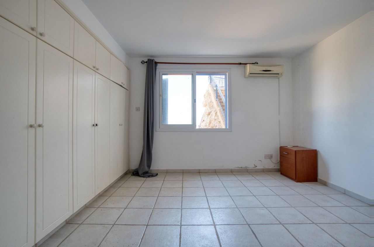 Таунхаус в Пафосе, Кипр, 94 м² - фото 13