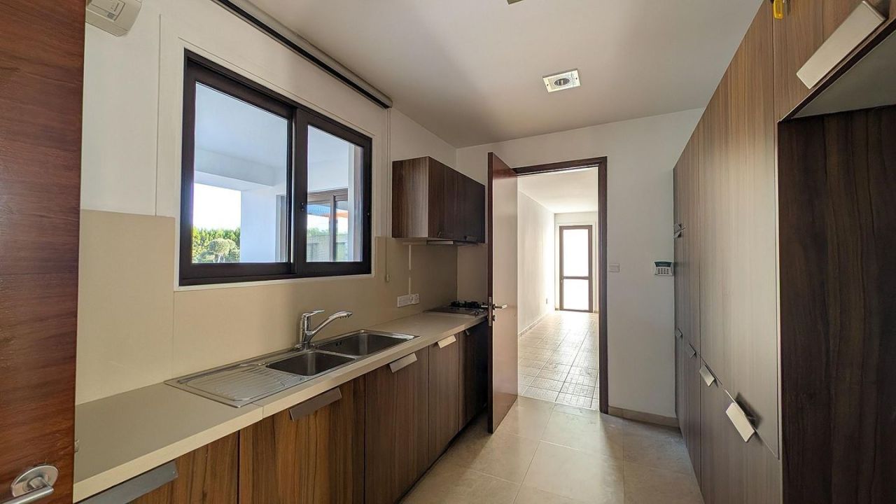 Вилла в Ларнаке, Кипр, 430 м² - фото 14