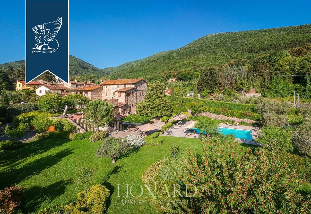 Вилла в Прато, Италия, 600 м² - фото 2