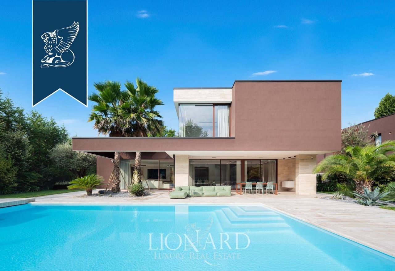 Вилла в Падуе, Италия, 350 м² - фото 2