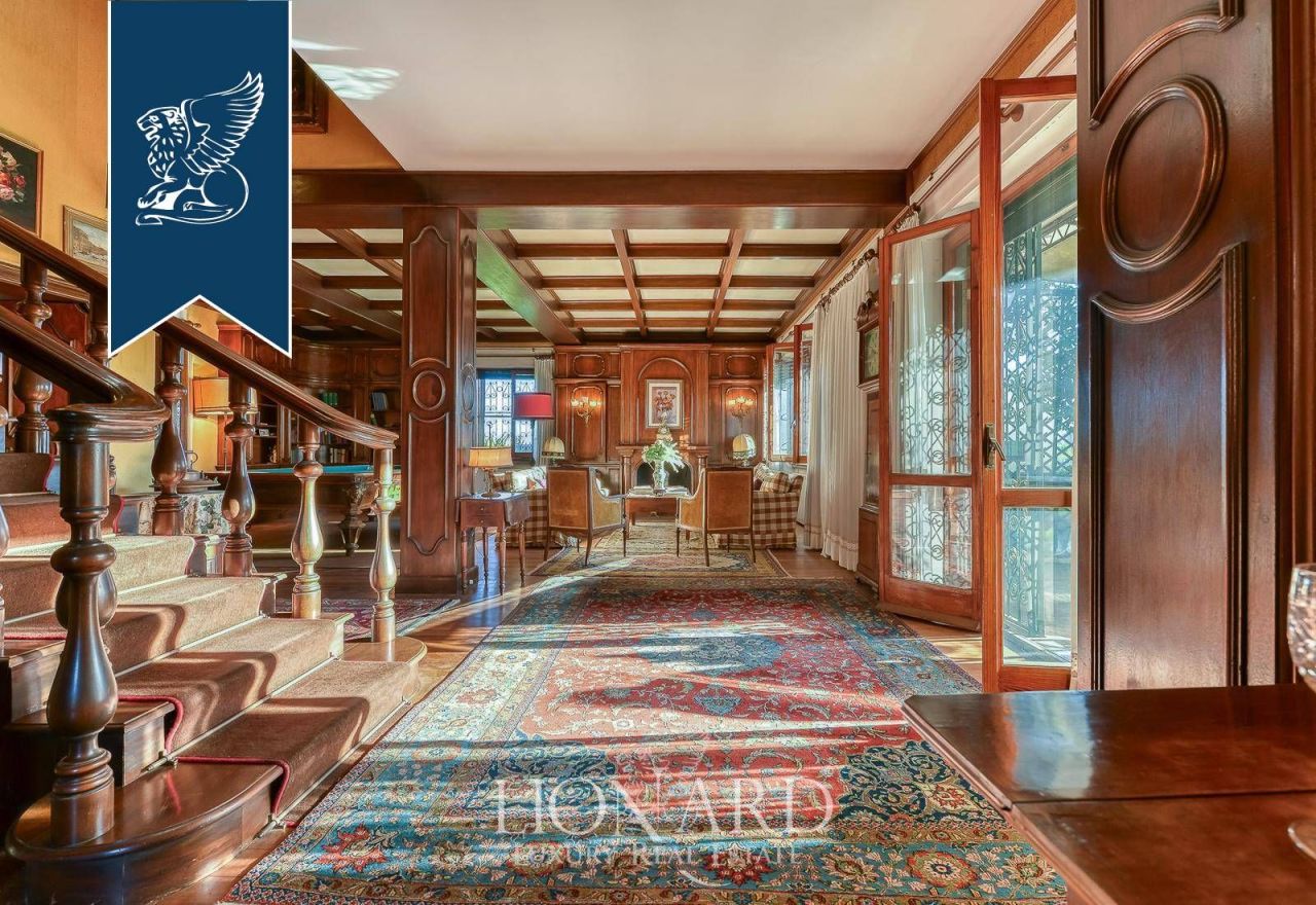 Вилла в Риме, Италия, 500 м² - фото 2