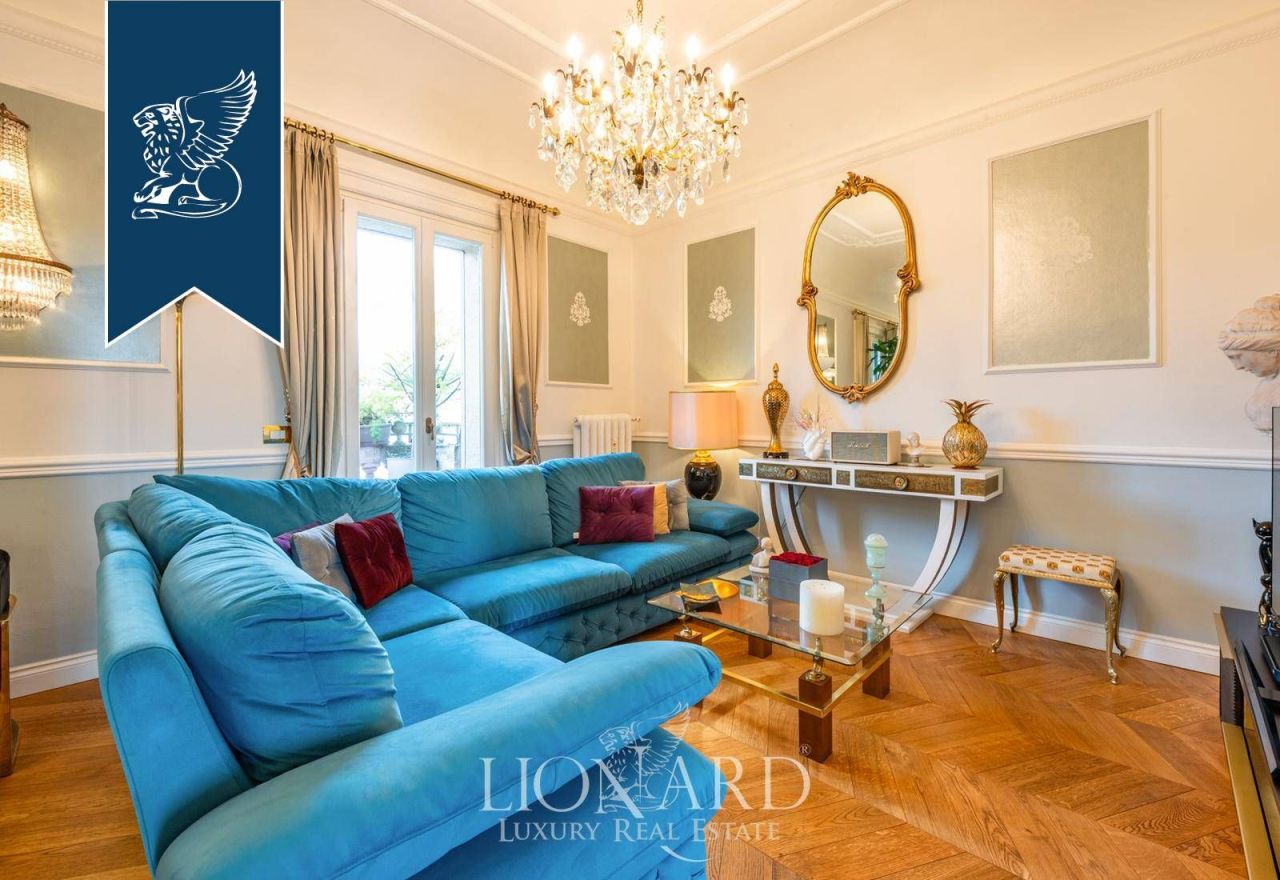 Апартаменты в Милане, Италия, 240 м² - фото 3