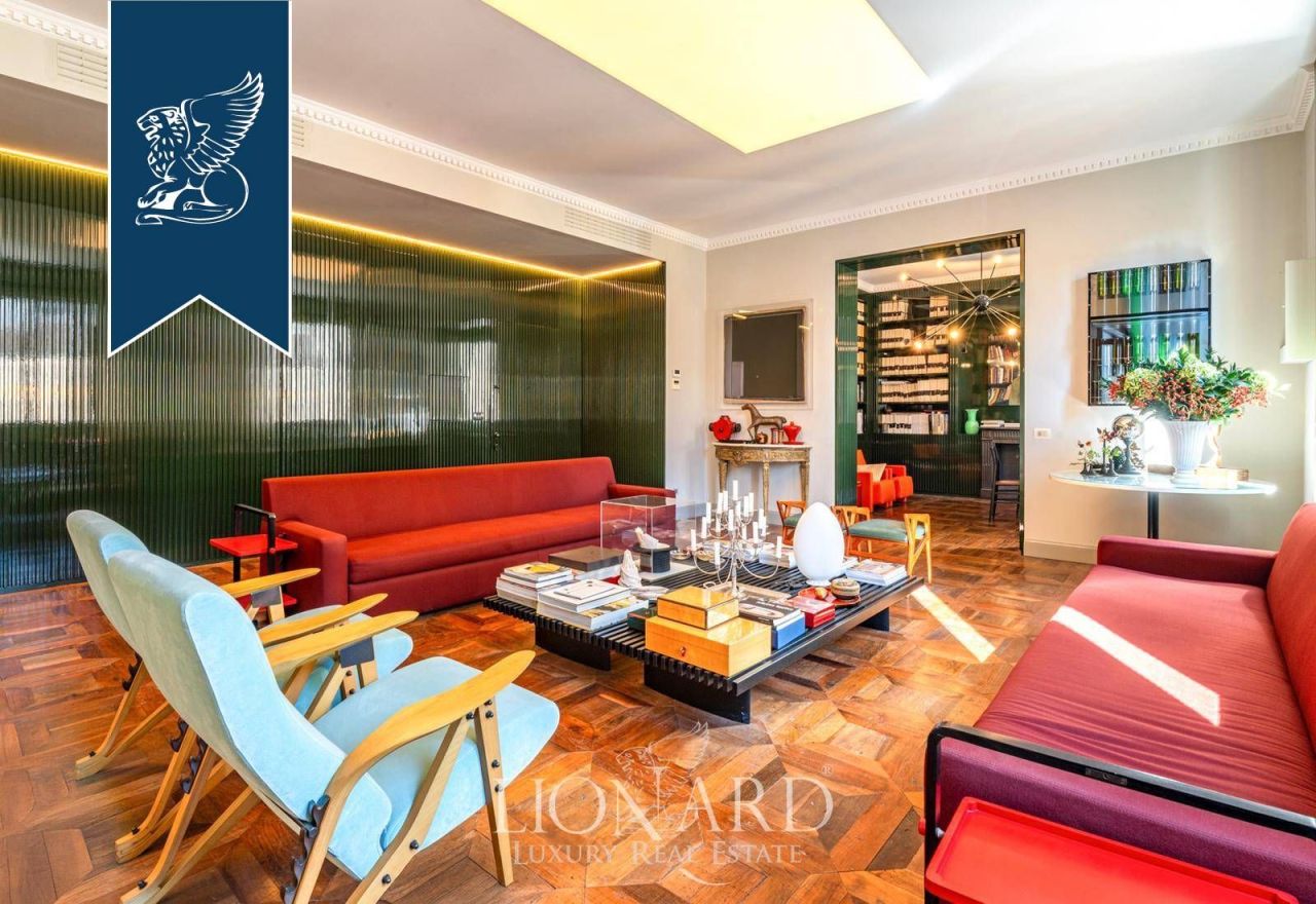 Апартаменты в Милане, Италия, 236 м² - фото 3