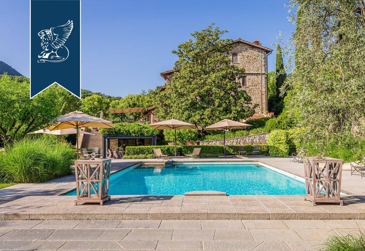 Вилла в Прато, Италия, 600 м² - фото 7