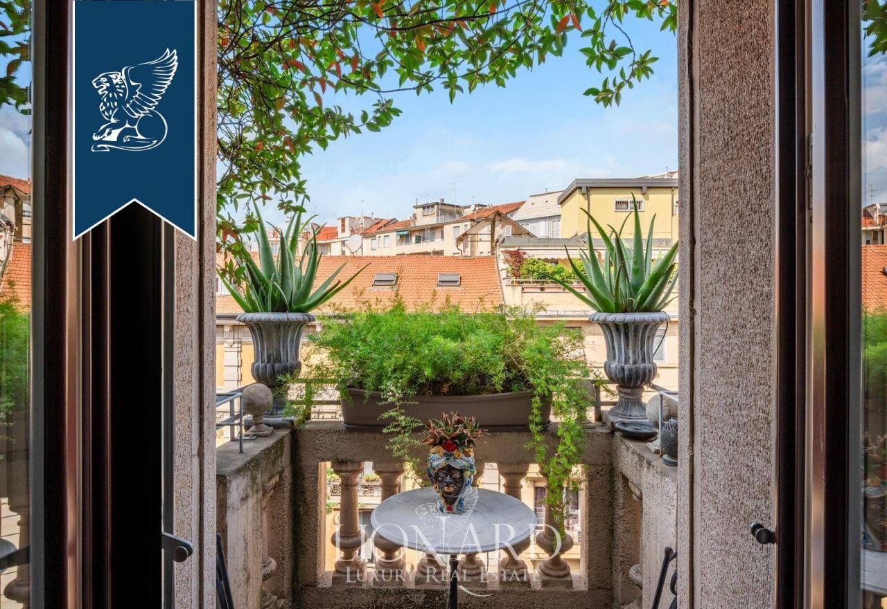 Апартаменты в Милане, Италия, 240 м² - фото 9