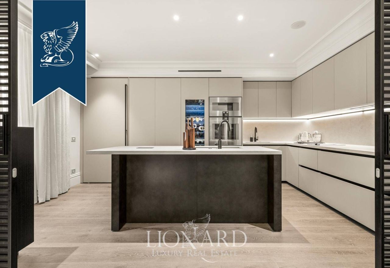 Апартаменты во Флоренции, Италия, 260 м² - фото 12