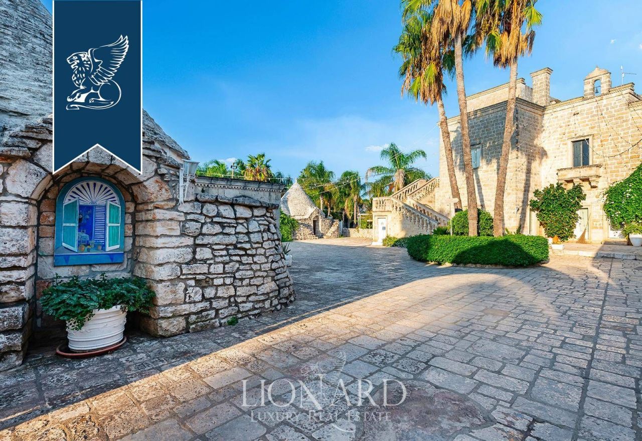 Ферма в Франкавилла Фонтана, Италия, 2 700 м² - фото 12