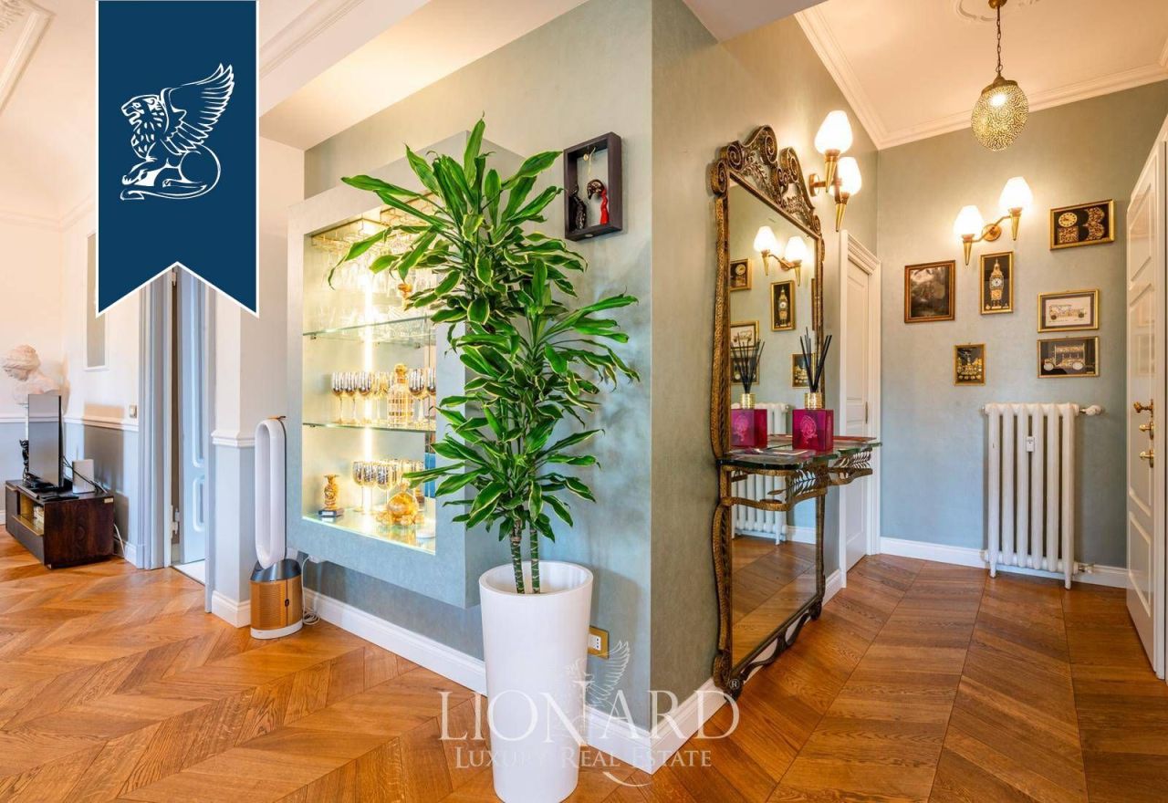 Апартаменты в Милане, Италия, 240 м² - фото 13