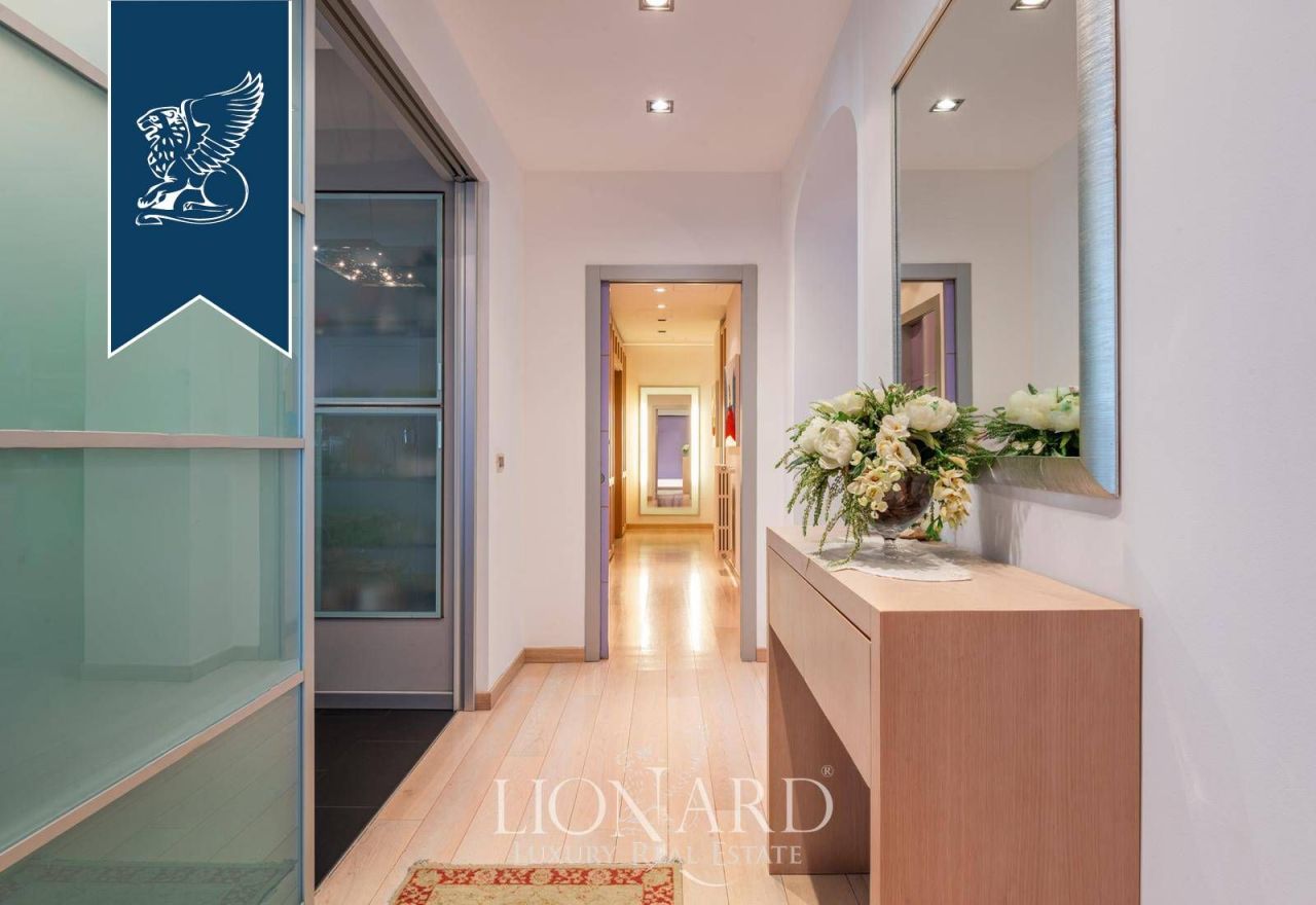 Апартаменты в Милане, Италия, 220 м² - фото 13