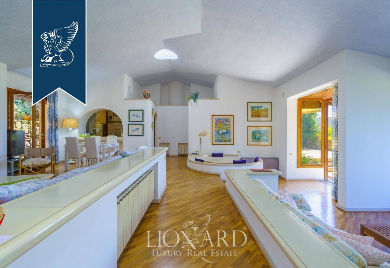 Вилла в Кастильоне-делла-Пеская, Италия, 391 м² - фото 14