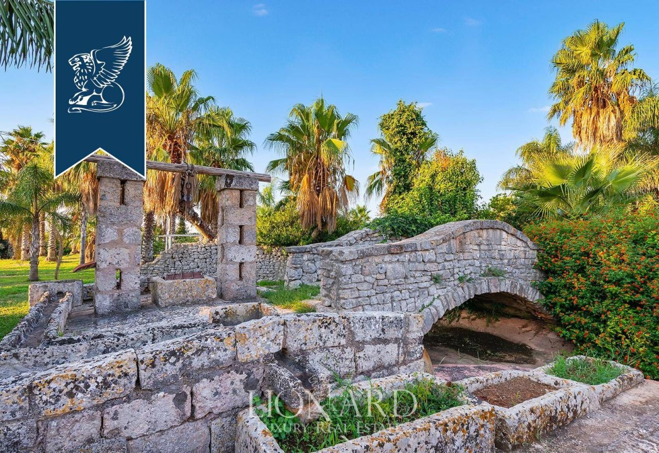 Ферма в Франкавилла Фонтана, Италия, 2 700 м² - фото 15