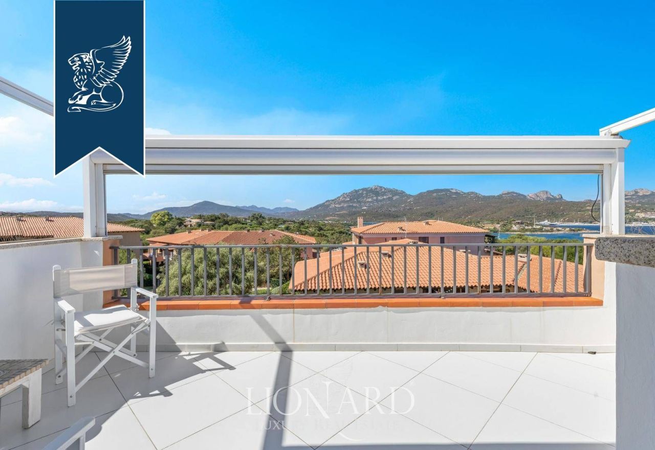 Апартаменты в Ольбии, Италия, 270 м² - фото 16