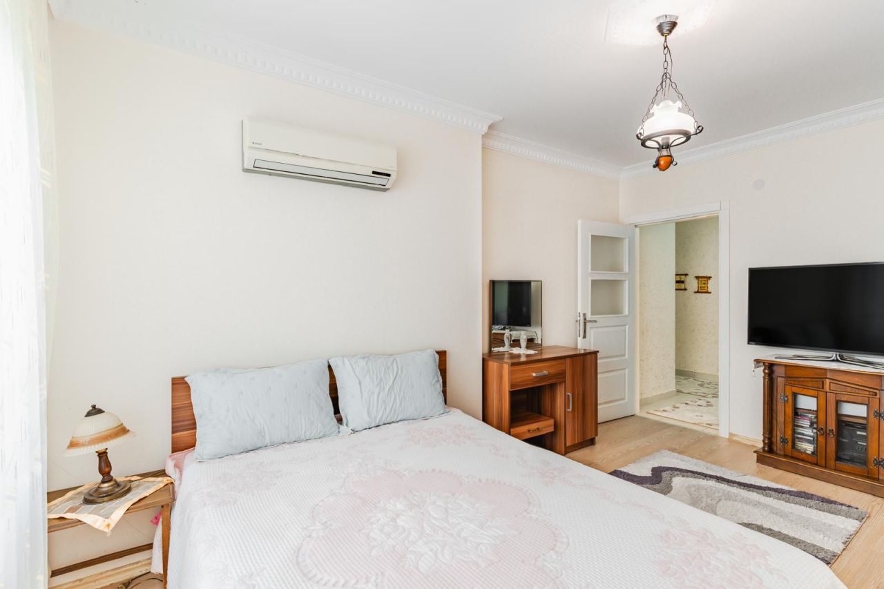 Апартаменты в Алании, Турция, 220 м² - фото 11