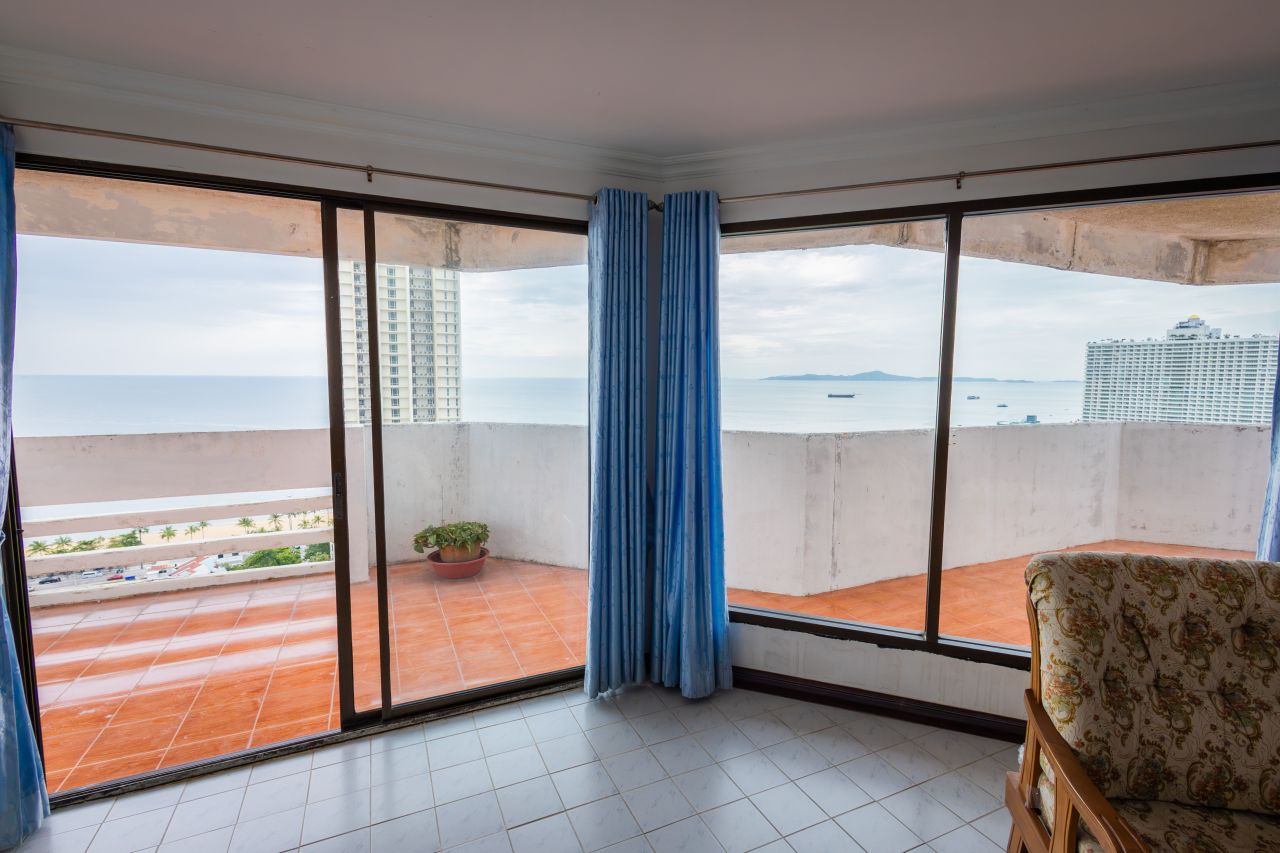 Квартира в Чонбури, Таиланд, 171 м² - фото 2