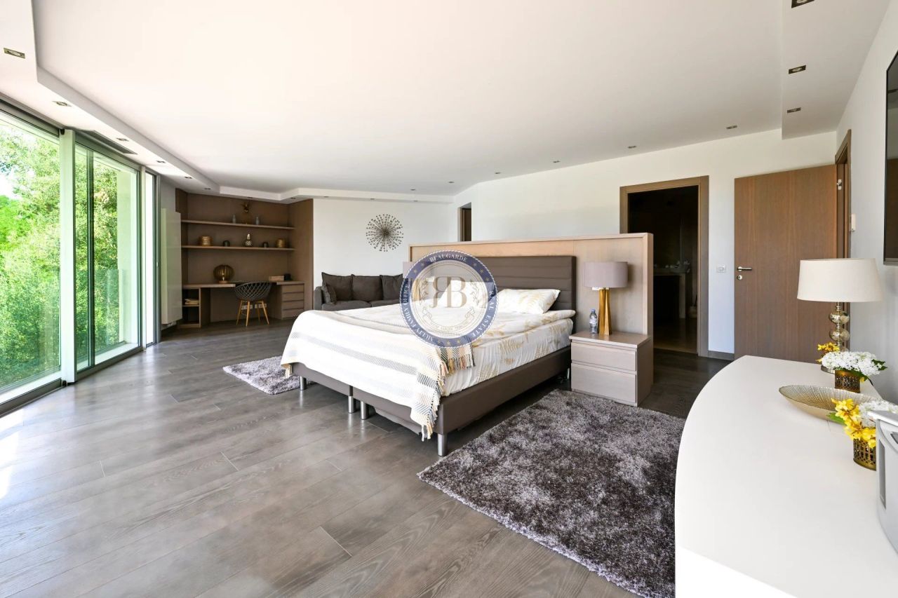 Дом в Мужене, Франция, 520 м² - фото 13