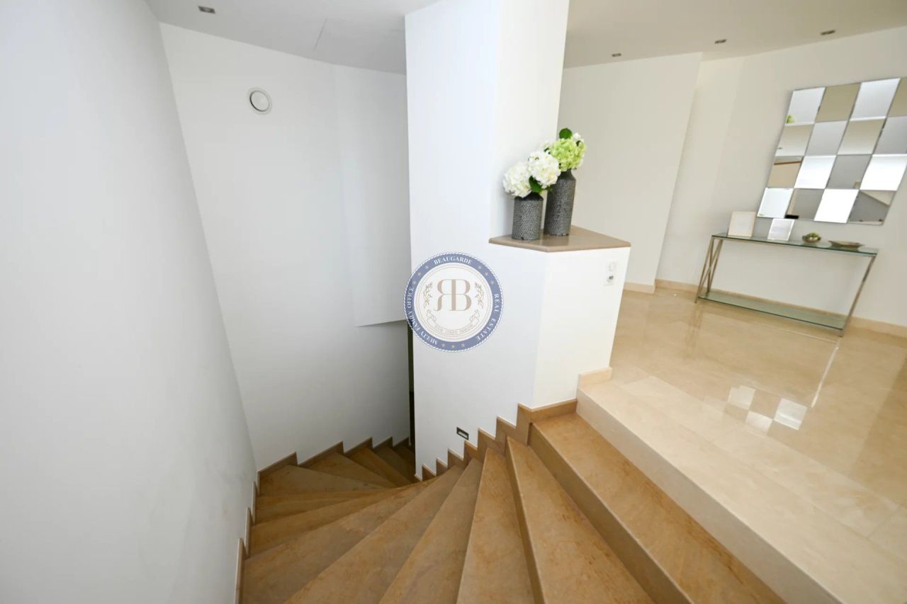 Дом в Мужене, Франция, 520 м² - фото 18