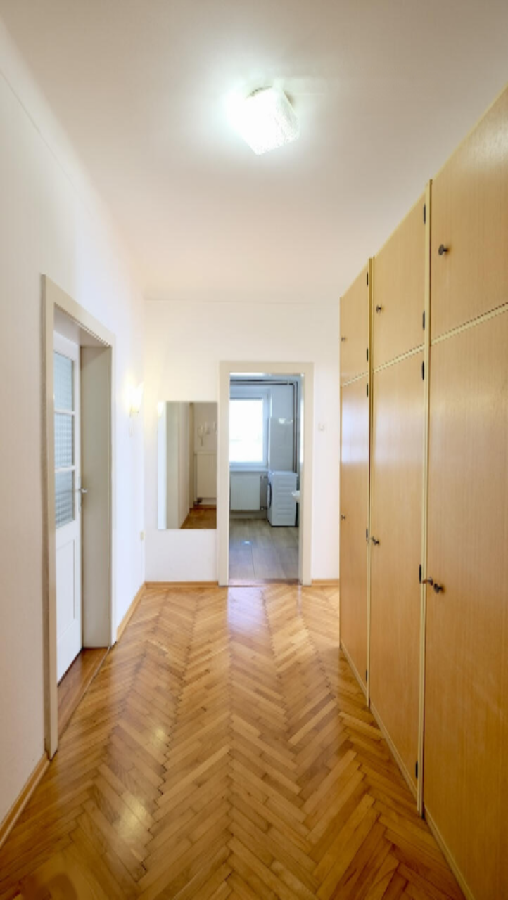 Квартира в Любляне, Словения, 88 м² - фото 1