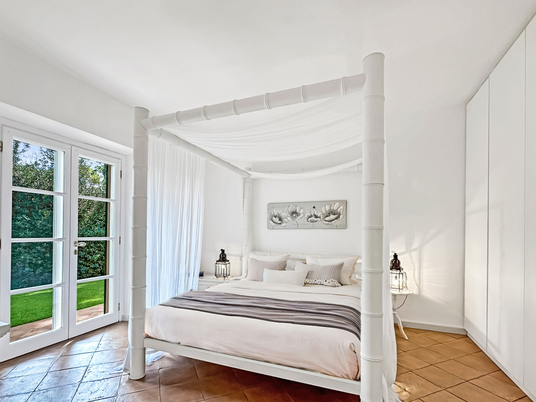 Дом в Кастильоне-делла-Пеская, Италия, 450 м² - фото 13