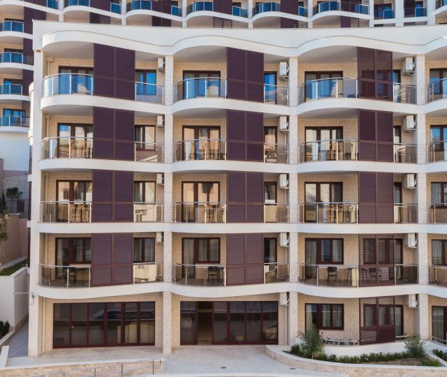 Квартира в Будве, Черногория, 95 м² - фото 2