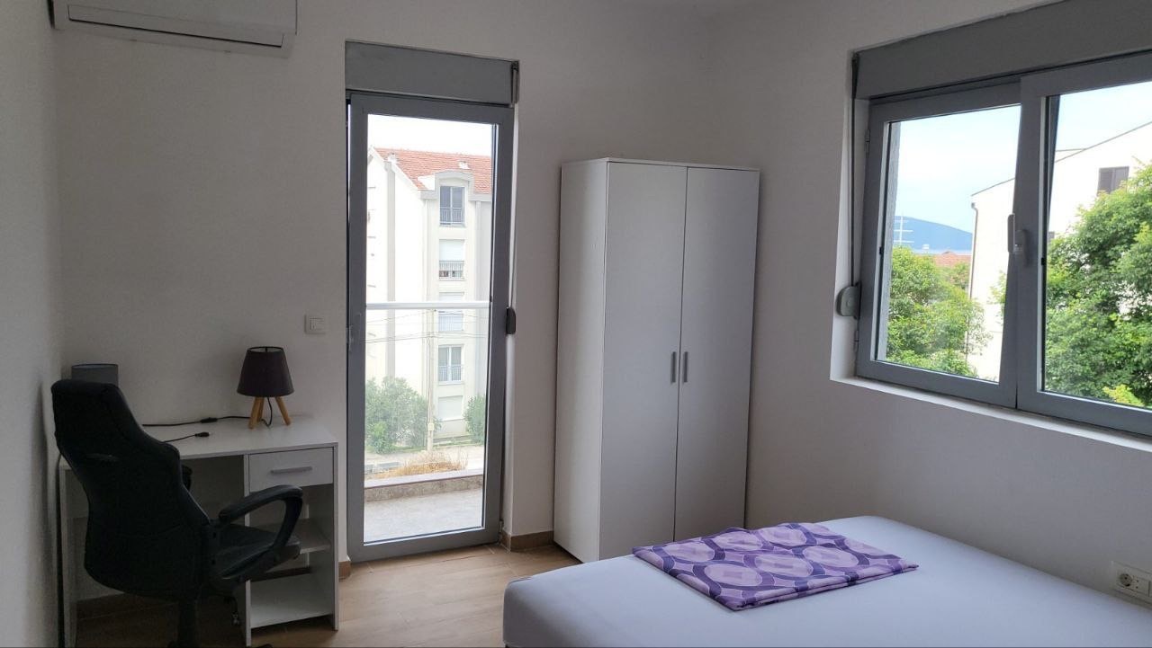 Квартира в Тивате, Черногория, 63 м² - фото 8