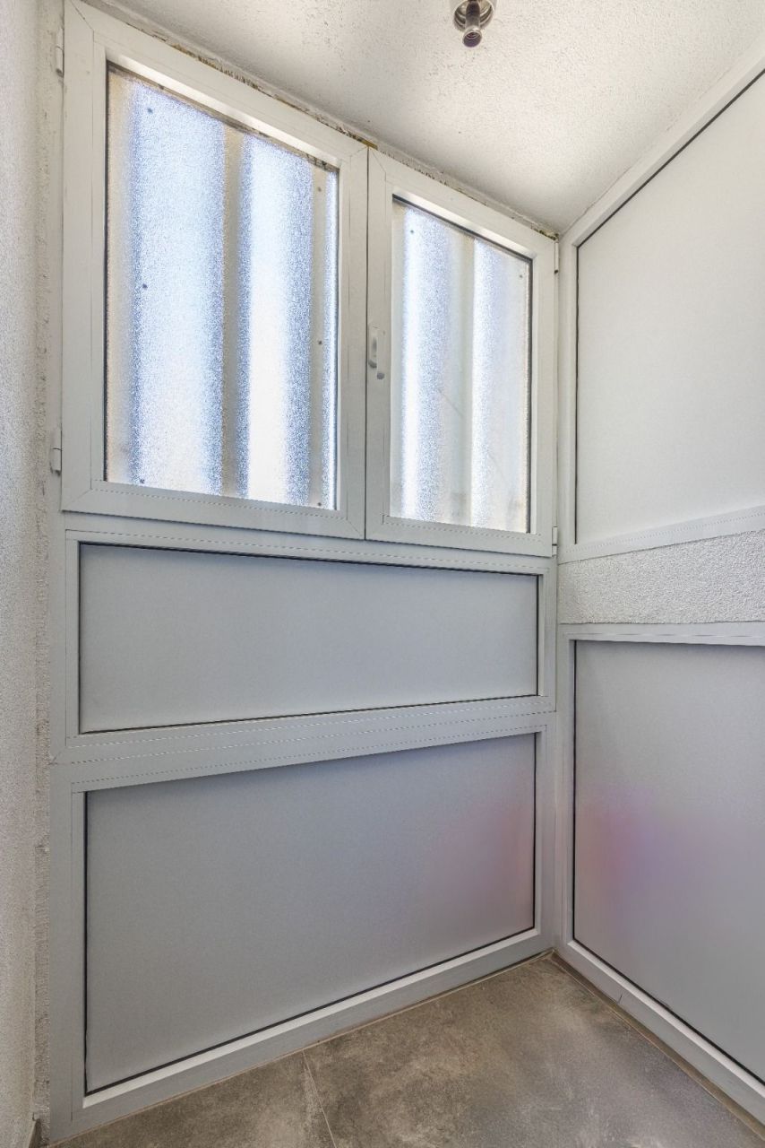 Квартира в Тивате, Черногория, 52 м² - фото 5