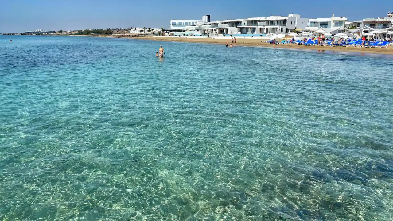 Вилла в Фамагусте, Кипр, 180 м² - фото 16