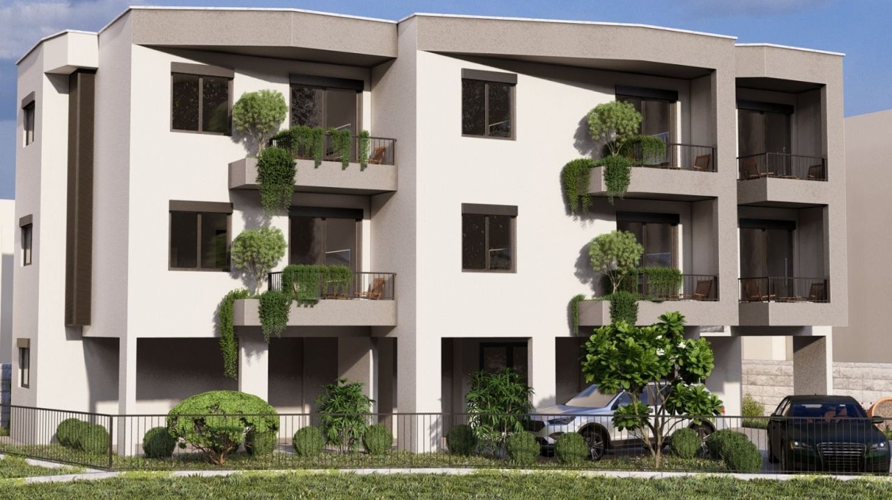 Квартира в Баре, Черногория, 38 м² - фото 1