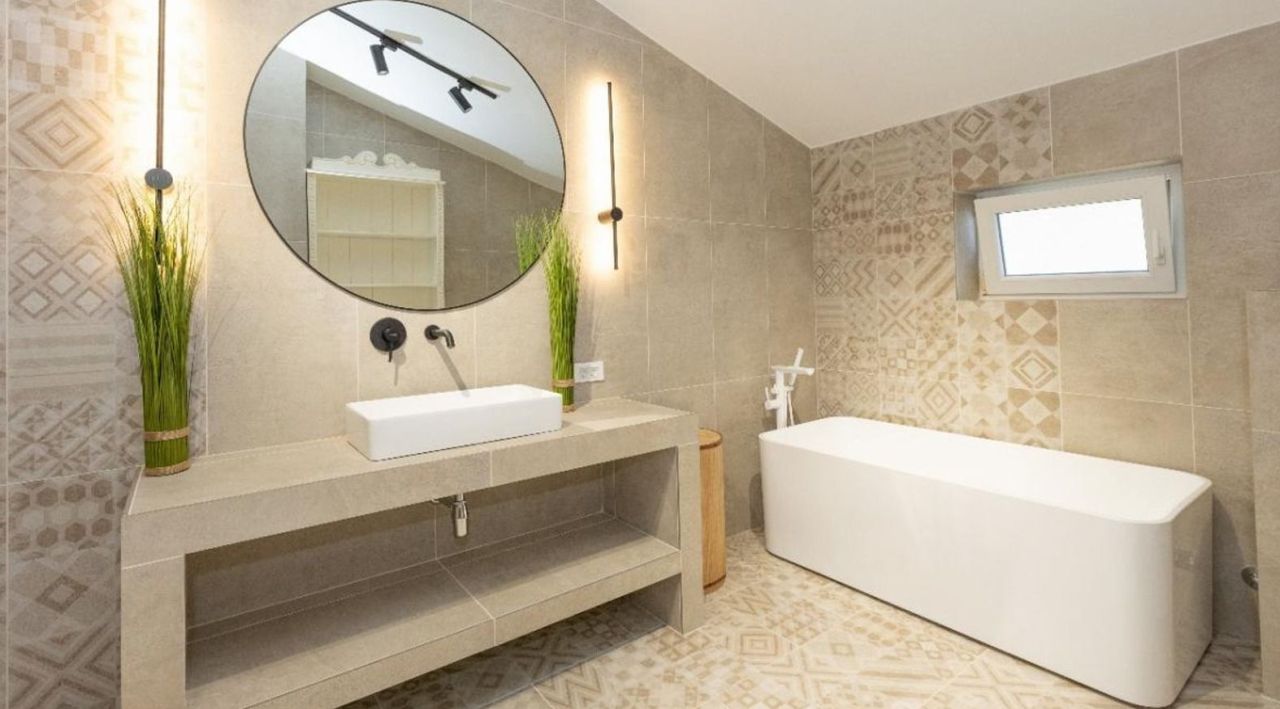 Дом в Тивате, Черногория, 179 м² - фото 7